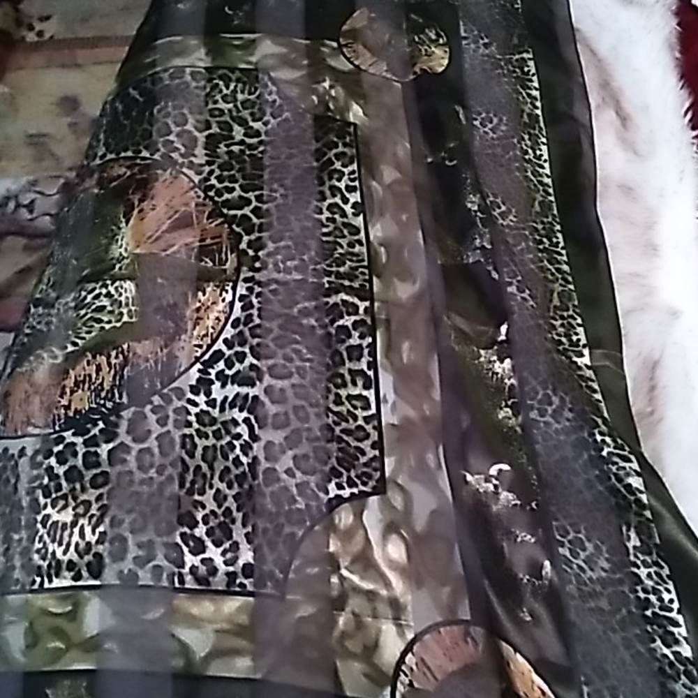 Scarf - Picture 2 of 2